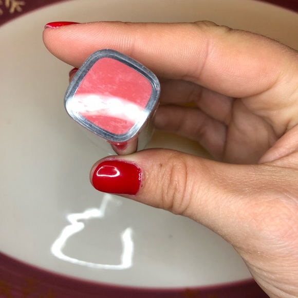 J.Cat Beauty's Matte Lipstick Diary - Picture 2 of 6